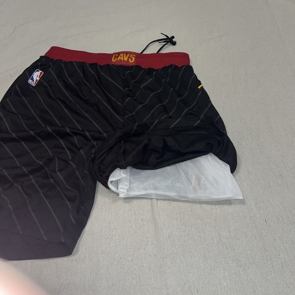 Men's NBA Nike Connect Cleveland Cavaliers Pinstripe Basketball Shorts Sz 54 - Picture 4 of 8